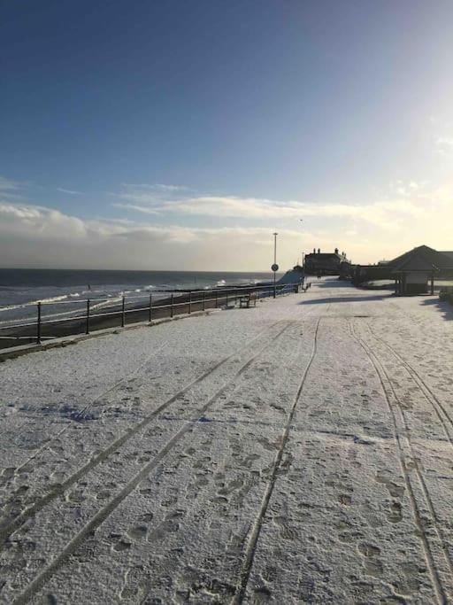 Sandy'S Cosy Cottage Hornsea Exterior photo